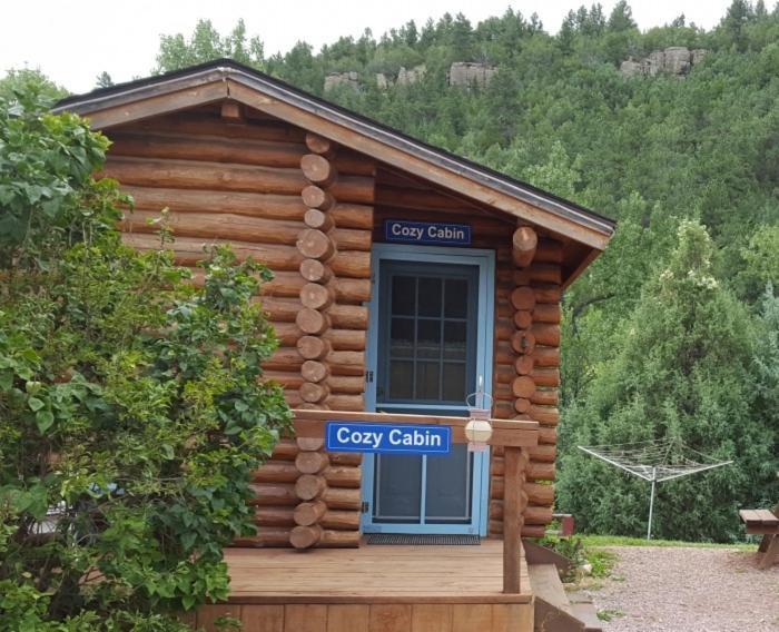 River Falls Lodging -Black Hills, South Dakota Hot Springs Exterior foto