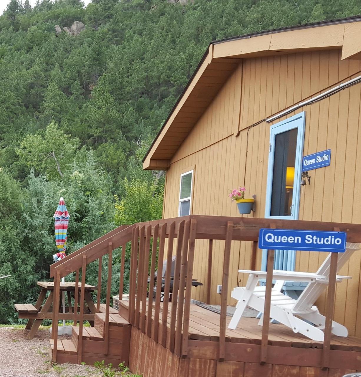 River Falls Lodging -Black Hills, South Dakota Hot Springs Exterior foto